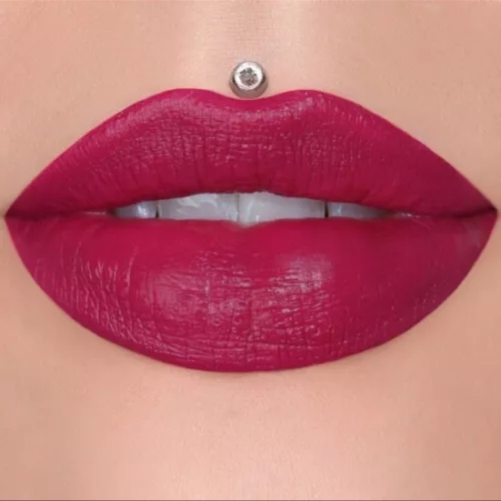 MAJOR ATTITUDE Jeffree Star Velvet Trap